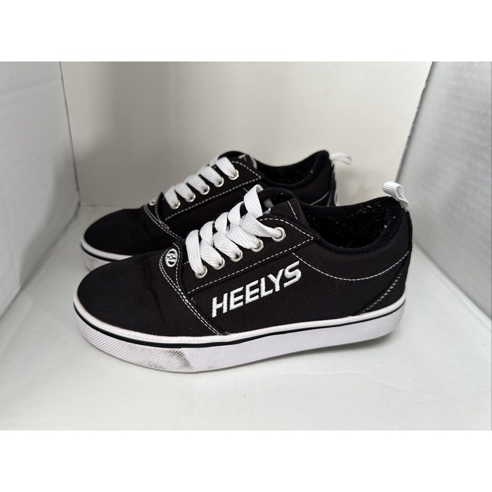 Heelys Pro 20 Youth Size 3 Black Canvas Wheeled Sneakers
